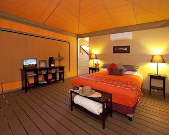 Squeakywindmill Boutique Tent B&B - Alice Springs