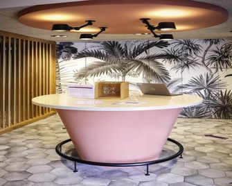 Hotel Mercure Perpignan Centre - Perpignan - Building