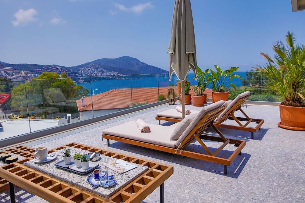 Samira Exclusive Hotel & Apartments - Kalkan - Balcón