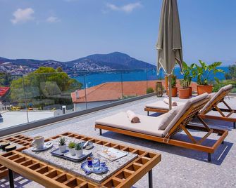 Samira Exclusive Hotel & Apartments - קלקאן - מרפסת