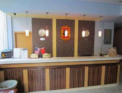 Super 8 by Wyndham Beijing Xi Zhi Men - Bắc Kinh - Lễ tân