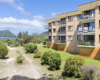 Foreshore Paradise Nelson Bay - Nelson Bay - Building