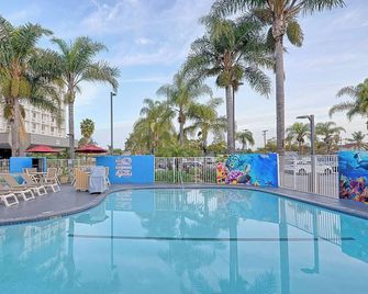 Studio 6 Suites Los Angeles Ca Los Angeles-Lax - Inglewood - Pool