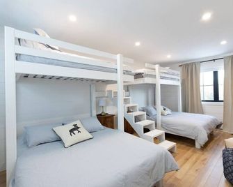 Grand Orignal · The Victoire - Mont Orignal - Lac Etchemin - Habitación