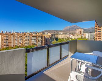 Apartamentos Michel Angelo Benidorm - Benidorm - Balcony
