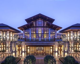 Hilton Wuhan Optics Valley - Wuhan - Bygning