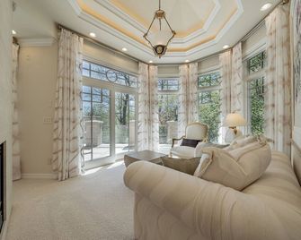 Luxurious Riverfront, Indoor Golf, Gym, Nature paradise - Kaukauna - Lobby