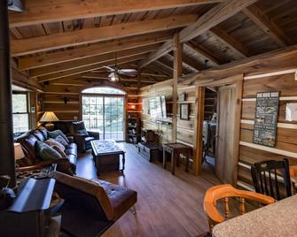 Fontana Lake Cabin w/ Private Dock , Fishing Pond, Huge Covered Porch & 50+ Acre - Robbinsville - Living room