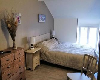 Appartement Chaudes-Aigues - Chaudes-Aigues - Chambre