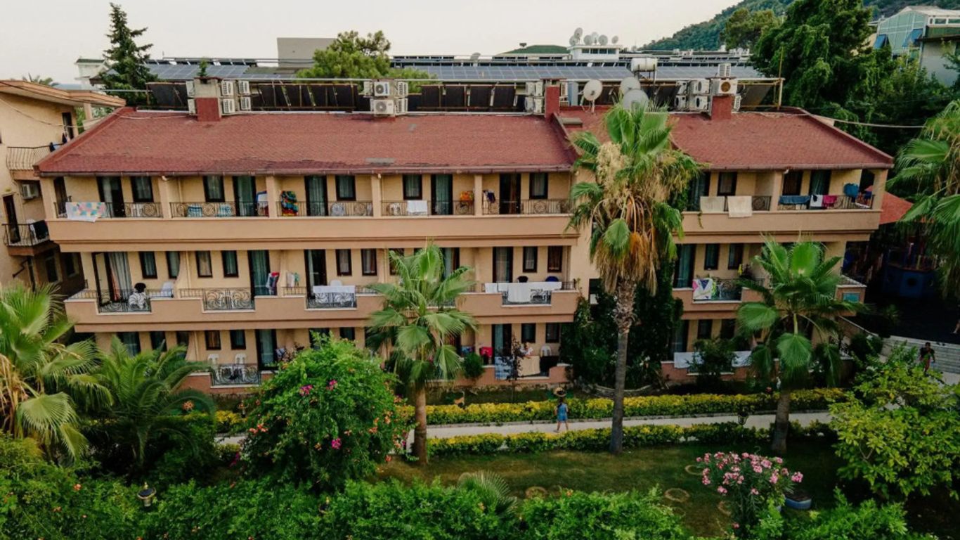 Aleria Belport Beach Hotel