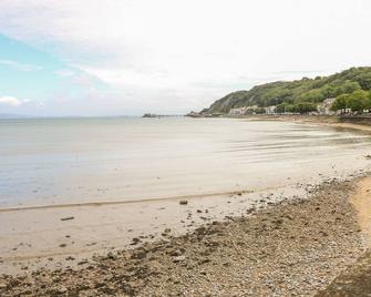 The Bookshelf, Pet Friendly, Character Holiday Cottage In Mumbles - 孟波斯 - 海灘
