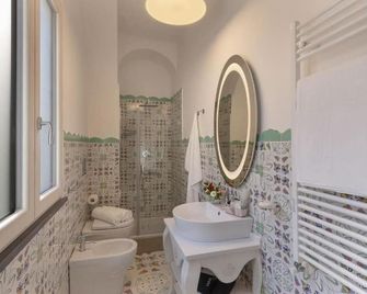 Antica Rheginna Luxury Room - Minori - Badkamer
