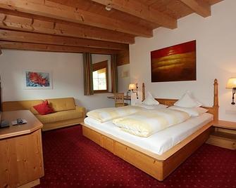 Hotel Goldener Adler - Curon Venosta - Camera da letto