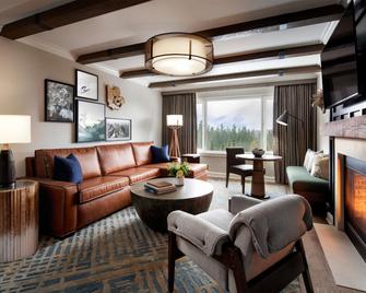 فيرمونت شاتو ويسلر - وستلر - غرفة معيشة