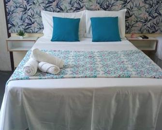 Hospedagem Praia de Piratininga - Niterói - Camera da letto