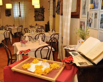 Hotel Ca' Vecchia - Sasso Marconi - Restaurant