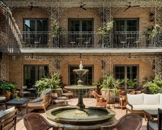 The Nickel Hotel - Charleston - Innenhof
