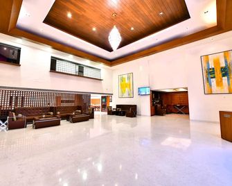 The Fern Residency Ahmedabad, Subhash Bridge, Series by Marriott - Ahmedabad - Lobby