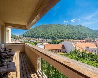 Pensiunea Casa Cranta - Braşov - Balcón