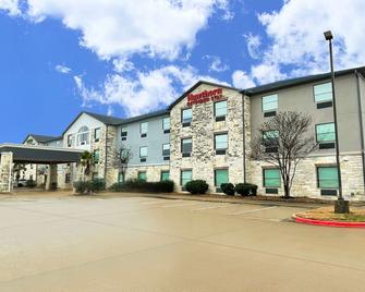 Hawthorn Extended Stay by Wyndham College Station - College Station - Building