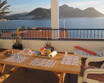 Appartment in front of the sea in the Natural Park of Cabo de Gata - San José - Balcon