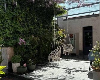 Alex Hotel - Ereván - Patio