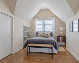 Enjoy Luxury Living In Downtown Corvallis - Corvallis - Schlafzimmer