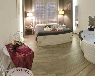 Il Mare di Roma Luxury - Lido di Ostia - Camera da letto