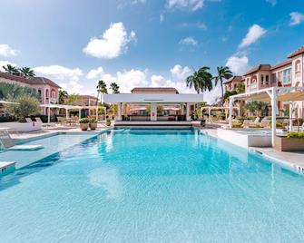 Caribbean Palm Village Resort - Noord - Piscina