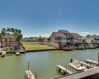 South Padre Island Vacation Rental Near Beach! - South Padre Island - Vista del exterior