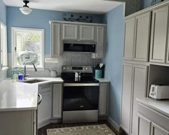 512 Maon House Bed and Breakfast - Richland Center - Cocina