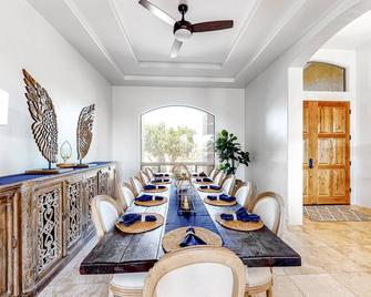 Dos Lagos - Marana - Dining room