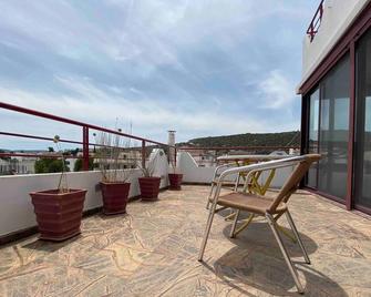 Royal stylish view apartment - Koropí - Balcon