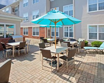 Residence Inn by Marriott Chicago Southeast/Hammond, IN - Hammond - Patio
