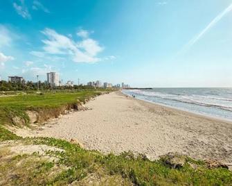 Cartagena Beach Resort - Cartagena - Beach