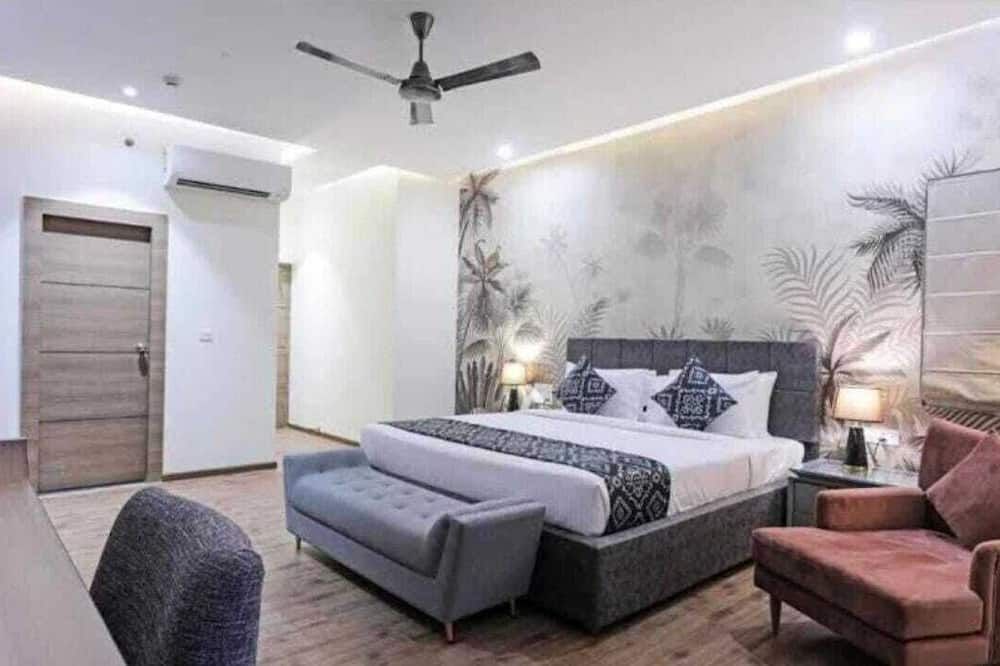 Hotel Smart by Kelvish Hotel thumbnail 2