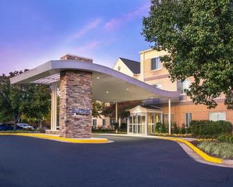 Fairfield Inn & Suites by Marriott at Dulles Airport - Sterling - Gebäude