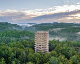 Ax Hotel - Mont-Tremblant - Außenansicht