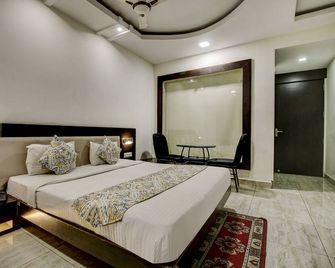 Fabhotel Csfc - Bhopal - Habitación