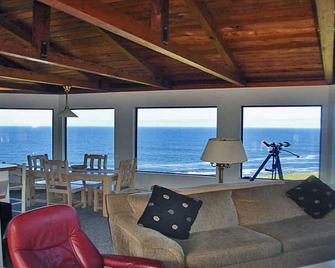Seal Point - Edge of the World - Albion - Sala de estar