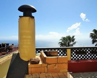 Country House, Terrace, Quiet and Sea View 106 - Fajã da Ovelha - Balcón