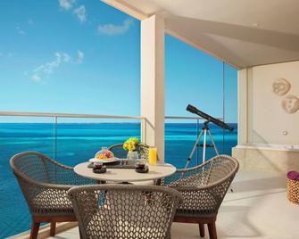 Breathless Cancun Soul Resort And Spa - Cancún - Balcón