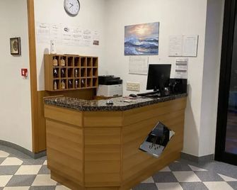 Hotel Villa Ferrara - Chianciano Terme - Recepce