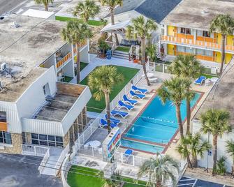 Holiday Shores, Ascend Hotel Collection - Myrtle Beach - Pool