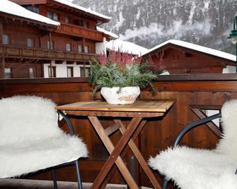 Vacation apartment II 2-4 pers. 1 - Apart Hödl - Eben am Achensee - Binnenhof