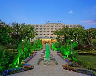 Ambassador Ajanta - Aurangabad - Building