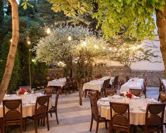 Hotel Afa - פריסטינה - מסעדה