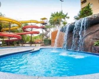 Golden Dolphin Grand Hotel - Caldas Novas - Pool