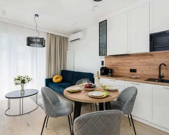 Niedzialkowskiego 25 Apartments Stary Br - Posnania - Comedor