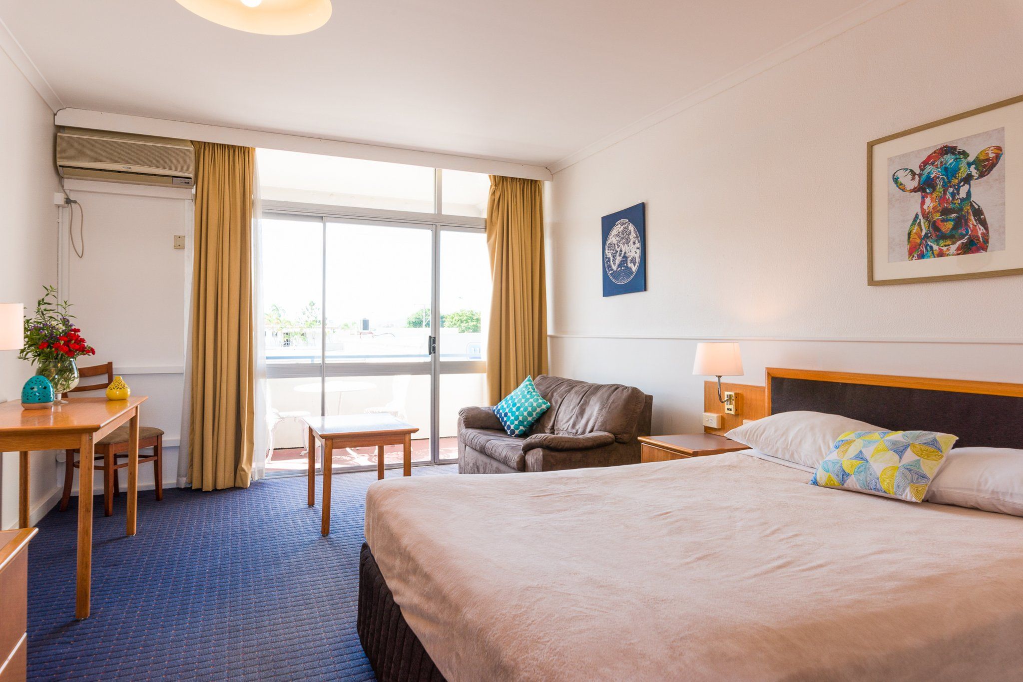 ذا كيو موتل